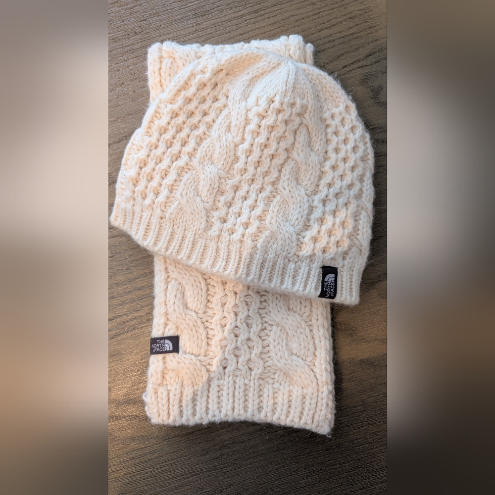 The North Face Alpaca Blend Beanie and Scarf Set
